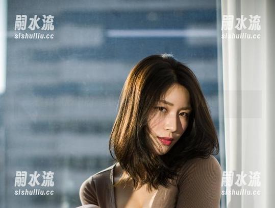 找到你心中的美脚，下载Min.E(민이)的图包呗