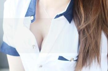 MyGirl美媛馆 – Carina梦绮的裸足美图，谁说得穿鞋子才能出去溜达？