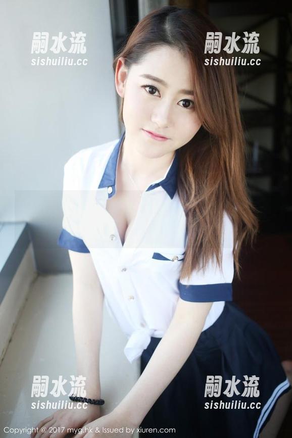 MyGirl美媛馆 - Carina梦绮的裸足美图，谁说得穿鞋子才能出去溜达？