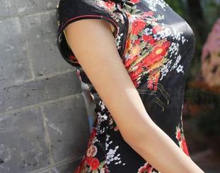 MyGirl美媛馆 – 一言不合就JK，Ellie艾栗栗图集限时下载中，快来试试！