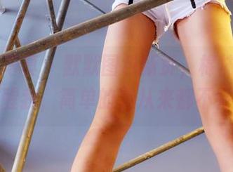 PANS写真 – 默默图包新货，棉袜美图再一次提醒我，简单的美从来都不会过时。