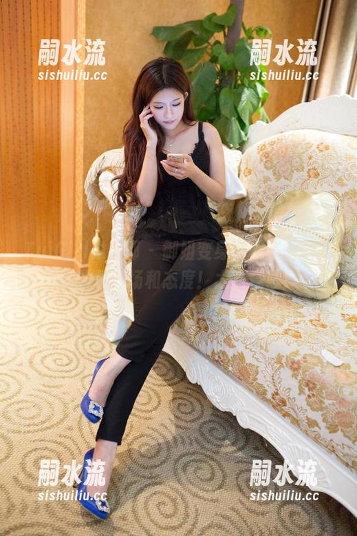 TuiGirl推女郎 - 御姐变身，娜露的原图靠的是气场和态度！太有意思！