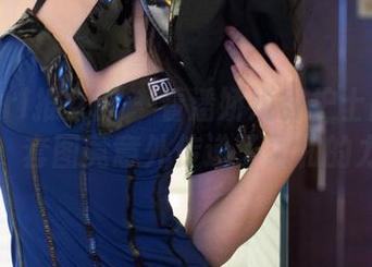 TuiGirl推女郎 – 看潘娇娇穿护士服的美图，套图竟意外传递了柔和的力量