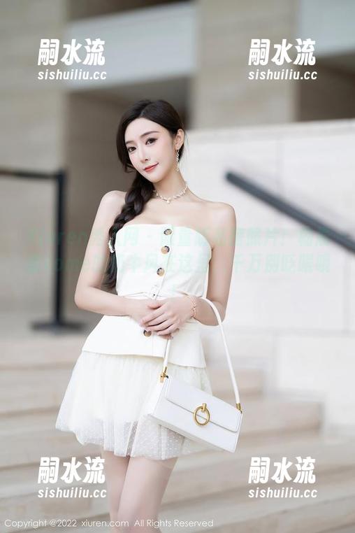 Xiuren秀人网-杨晨晨Yome Xiuren秀人网 - 限量版私房照片!杨晨晨Yome的奶牛风在这里,千万别眨眼哦!
