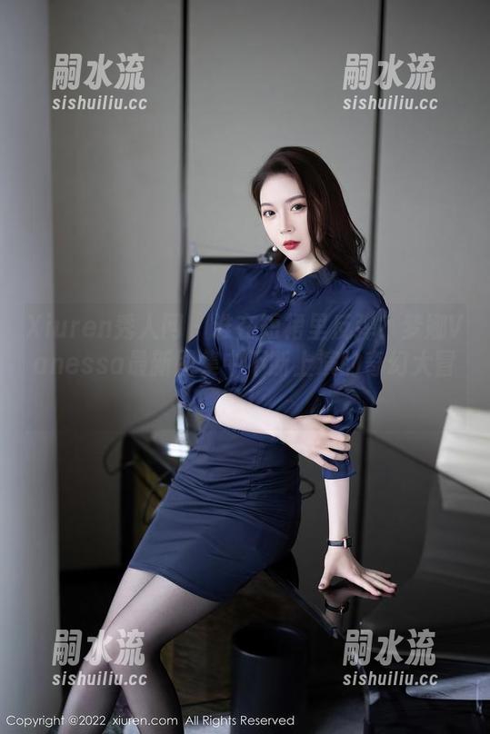 Xiuren秀人网 - 谁在短裙里反弹？梦娜Vanessa最新图集中不断上演的奇幻大冒险！