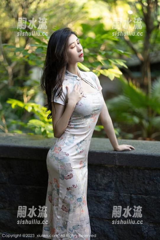 Xiuren秀人网 - 兔女郎写真集：白笑笑是把萌与性感搭配到极致的高手