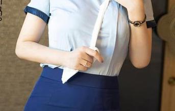 YouMi尤蜜荟 – 刘钰儿的黑色定制，这图片的每一个角度都让我有些脸红…