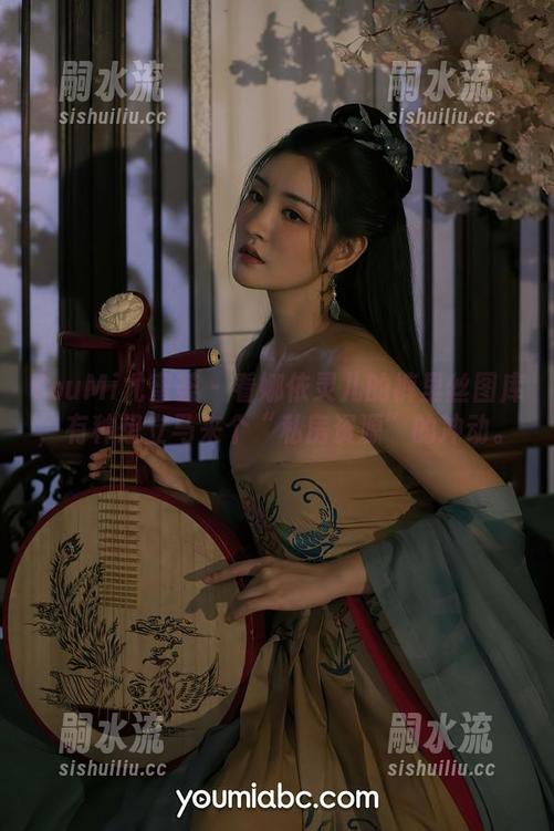 YouMi尤蜜荟 - 看娜依灵儿的裤里丝图库，有种想立马来个“私房资源”的冲动。