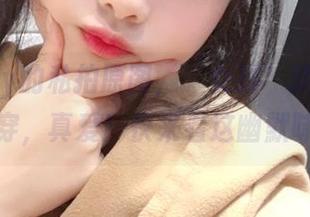 Wendy的私拍原图，‘女孩’就是随便穿穿，真爱！快来看这幽默味道
