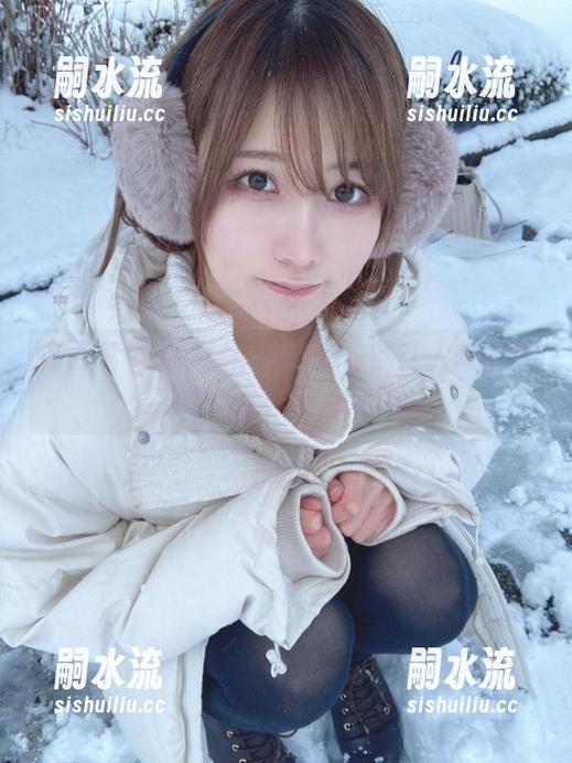 在网盘里游移：けん研的作品让人想沉醉在那个sweetroom里。