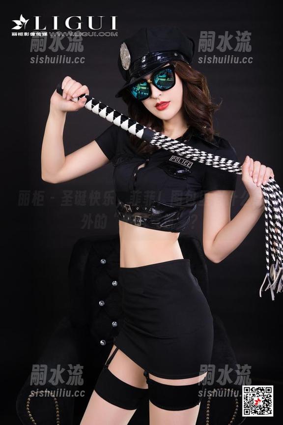 丽柜 - 圣诞快乐，菲菲！图包里有什么意外的“节日气氛”？
