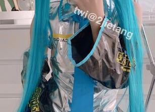 看完“二阶堂宅绘子”的裸足美图，下载这行不可少。