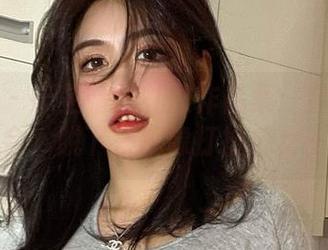 微密圈 – 于芷晴的礼服作品集：穿上去像约会，脱下来就像打扮成女王！