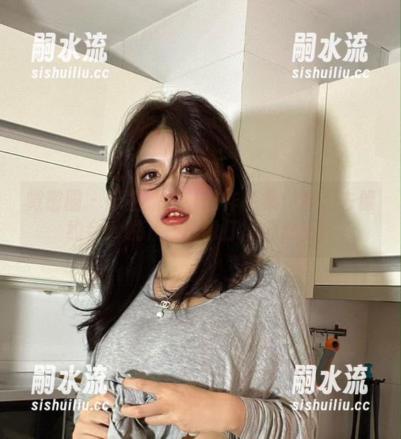 微密圈 - 于芷晴的礼服作品集：穿上去像约会，脱下来就像打扮成女王！