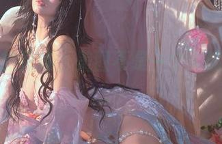 云溪溪的花嫁，美图不是一个人能写完的。