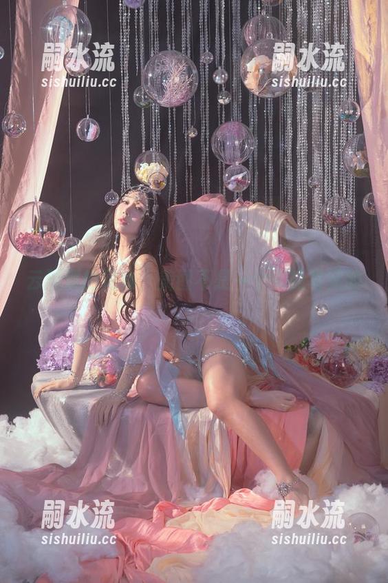 云溪溪的花嫁，美图不是一个人能写完的。