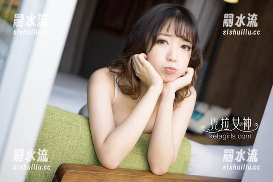 克拉女神 - 周迪厨娘写真集更新，难道真打算把厨房变成秀场？