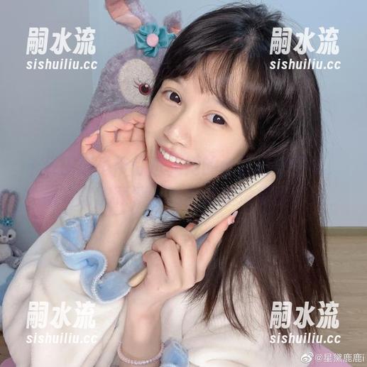 千反田鹿子 千反田鹿子带你进入她的全套日常图集,前方高能预警——别说我没提醒你!