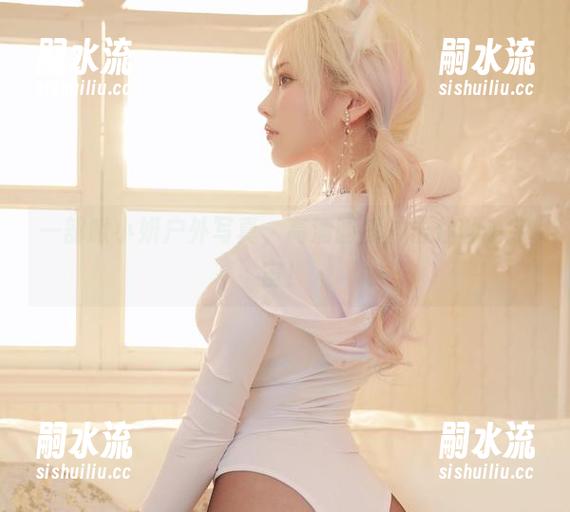 一部啾小妍户外写真，高清画质冲击你的小宇宙！