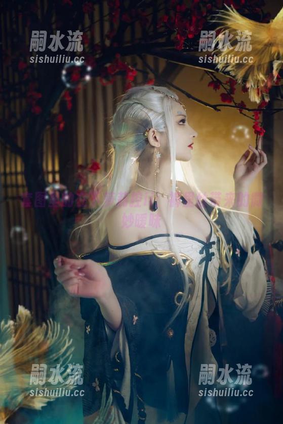 套图里的在下萝莉控ii：裤里丝带来的微妙暧昧