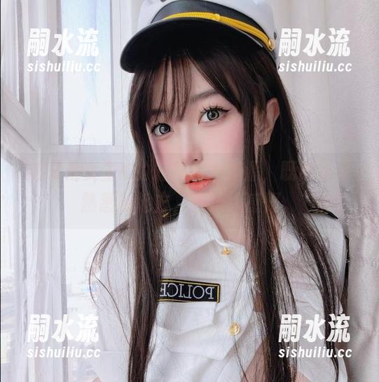 这又是女主K的最新旅拍资源，既陌生又熟悉的地方，真让人感慨。