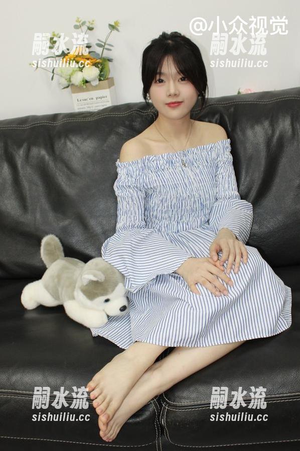 小众视觉 - 圆圆的水手服，原图上这裙摆摇曳，下载点燃你的‘航海梦’
