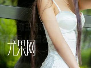 尤果网 – 下载王语纯的白色，清冷中带一点点温存，网盘左滑右滑都不如。
