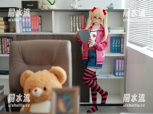 小鹿与幼水铃衣-一场寒冷的冬日“作品”聚会