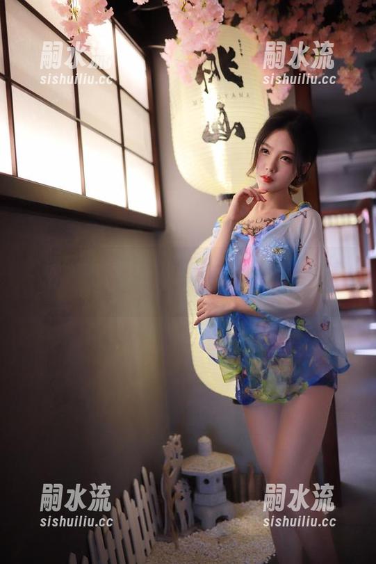 高清图集，抖娘利世的妹妹在哪里调皮呢？