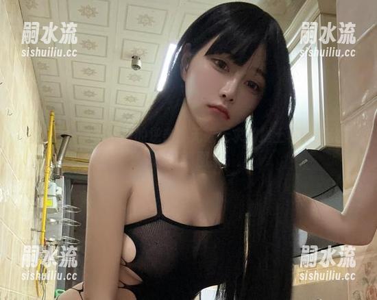 微密圈 - 一条战裙的逆袭！无欲无求的推土君画风突变的写真图集