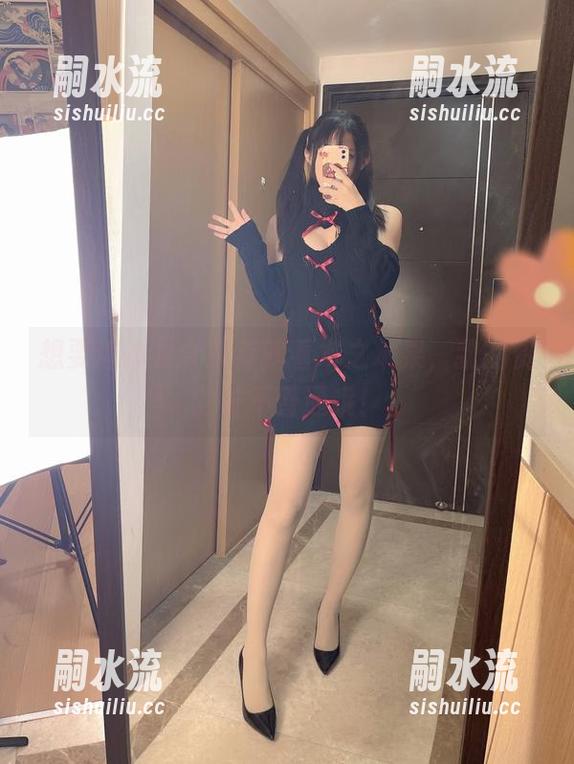 想要连体衣合集荐就看木之本果，我的资源并不普通哦！