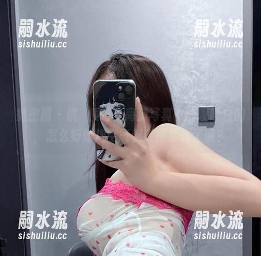 微密圈 - 桃沢樱呀，高清写真中的嘎嘎白的，怎么好像把空气都变得柔软了呢？