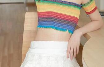 梦丝女神 – 更新！乔儿这次穿的是水手服，套图看完只想点个赞。