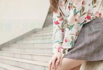 梦丝女神 – 只是莹仙女在分享她的内衣新搭配，但我却想太多了。