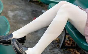 更新一下，森萝财团的可爱女仆套图，要点开看看！