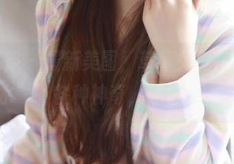 模范学院 – 最新美图，草莓兔兔在“死库水”下各种神奇，你怕了吗？