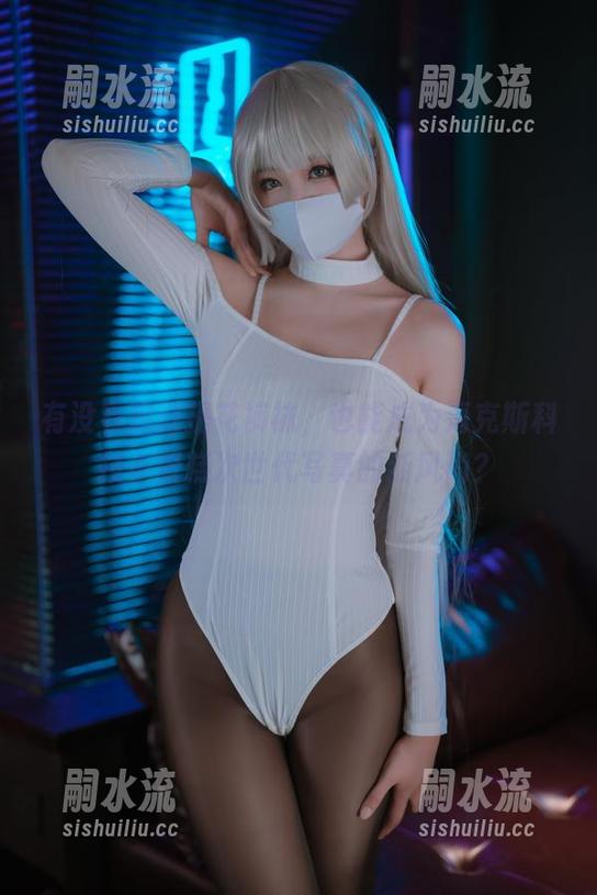 有没有想过提花裤袜，也能成为海克斯科技小蛋糕次世代写真的新风尚？