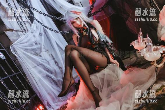 清水由乃的新套图更新：间谍们如是说，战斗服也能拿来逛街？