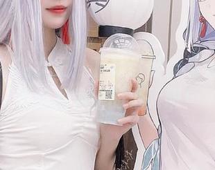 炸酱沐沐的女王：下载这份作品集，让你妄想成为她的小跟班！