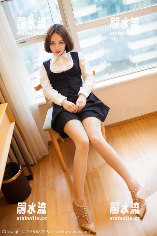 爱蜜社 - 谁说小九月搞不定夏日？原图分享会让你想抛下衣服！