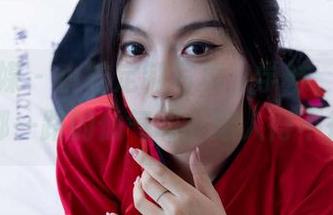 物恋传媒 – 小竹定制写真：学妹，你这是走哪一路的仙气啊，迷人得不行！