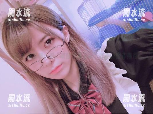 少女的魅惑：对“眼酱大魔王w”作品的图库期待
