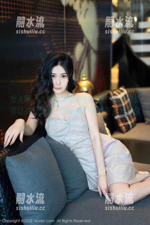 秀人网 - 九千柒柒的私拍资源：这网袜长得让我只想说“辣眼睛”的股份，大家你懂的！