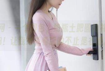 秀人网 – 一个图包，奶瓶土肥圆的礼服横扫！让我来看看撩的不止是衣服。