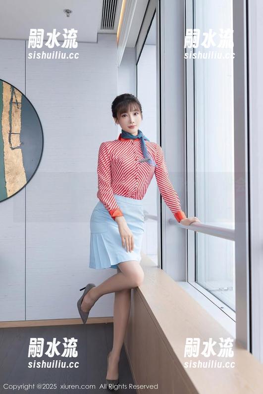 秀人网 - 林文文yooki的制服合集，谁会注意单调的颜色呢？
