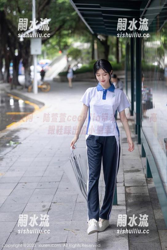 秀人网 - 陆萱萱cecillia带来的美图：高跟鞋踩出的小确幸！