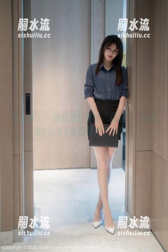 秀人网 - 一场自拍分享的“闹剧”：陈雅漫VICKY教你如何不正经。