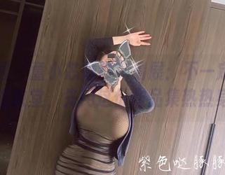 微密圈 – 童小芯婚纱高清展：不一定要砸钱进教堂，先用这份作品集热热身！