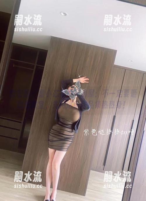 微密圈 - 童小芯婚纱高清展：不一定要砸钱进教堂，先用这份作品集热热身！