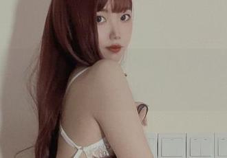 微密圈 – 分享时间到了，纪念小小v的透明丝袜作品如果可以说话……